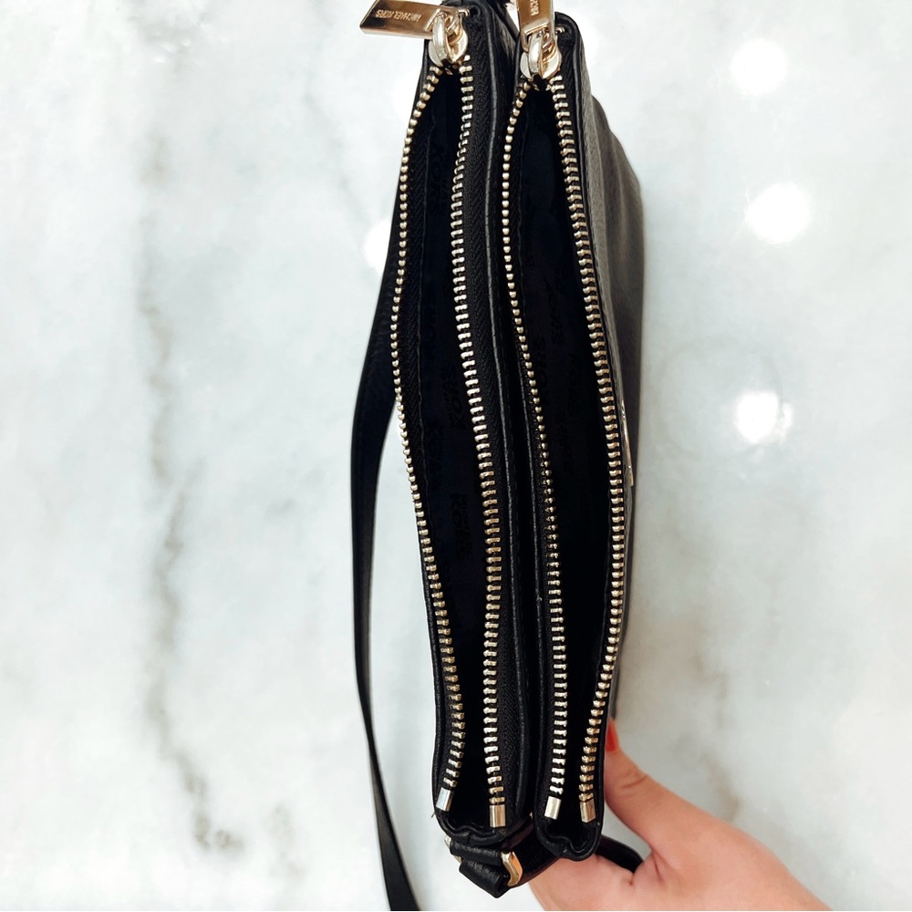 Michael Kors black crossbody bag - Picture 4 of 4